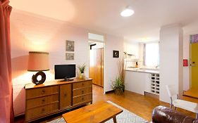 The Local - Fremantle Apartment